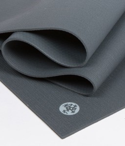 Manduka PROlite Thunder 180x61 cm 4,5mm