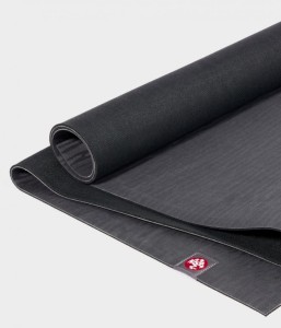 Manduka eKOlite Charcoal 180x61 cm 4,0 mm