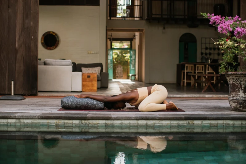 bolster yoga design charcoal-4.jpg