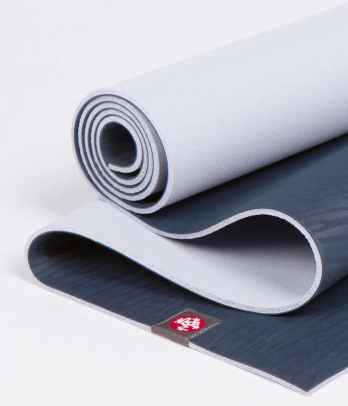 Manduka eKo midnight-1.jpg