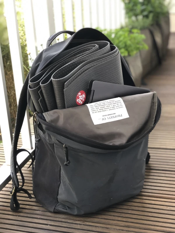 Manduka Pro Travel czarna-4.jpg