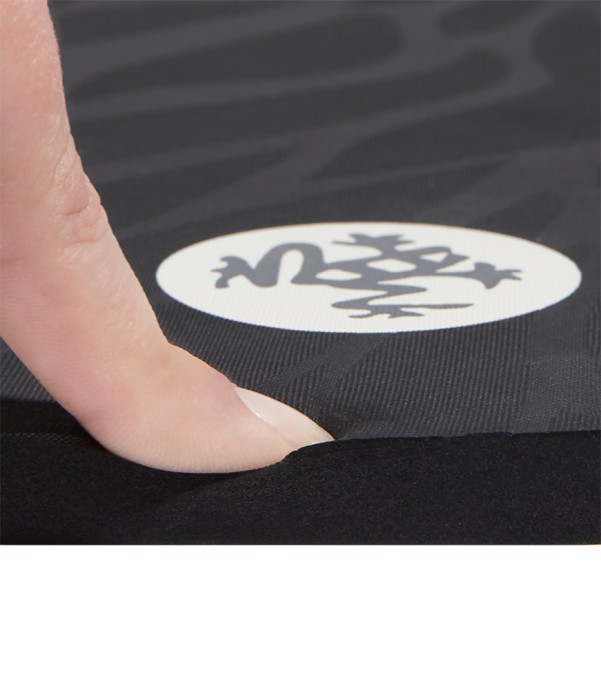 Manduka Cloud Pilates Black-4.jpg